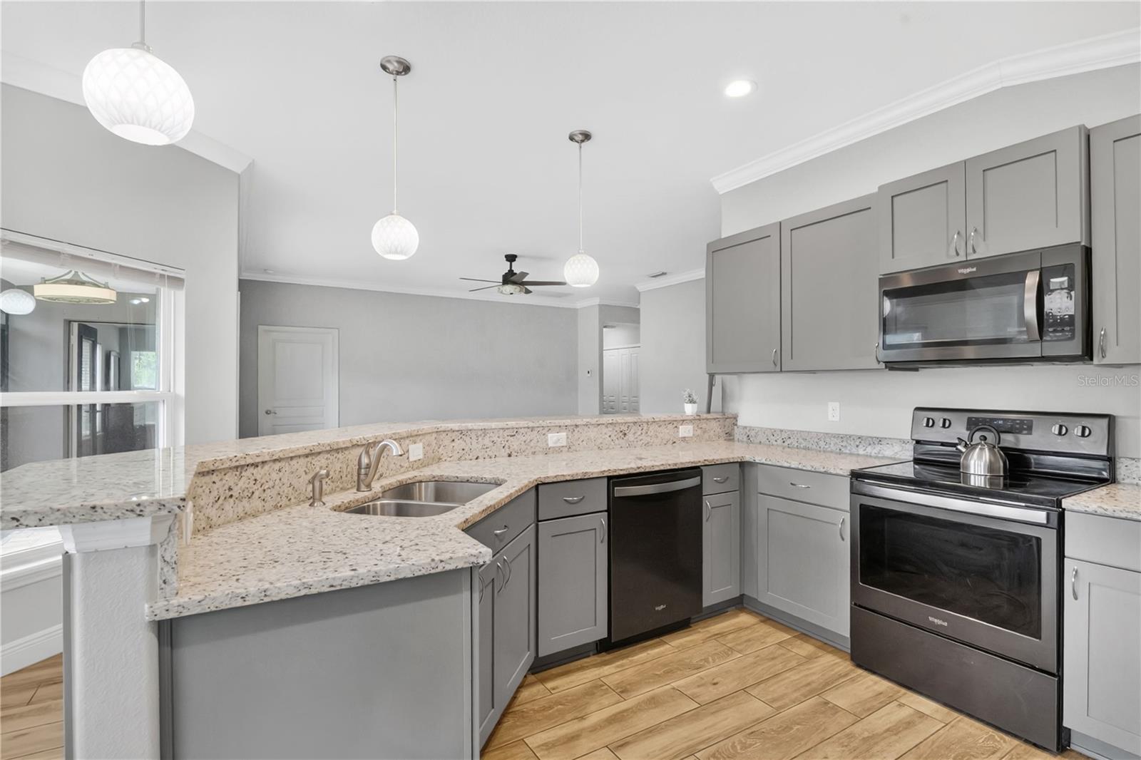 36726 ALAQUA COURT, EUSTIS, FL, 32736