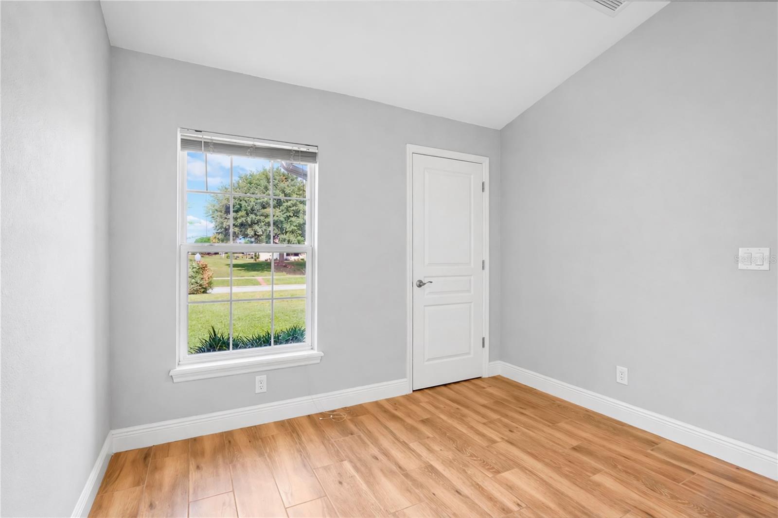 36726 ALAQUA COURT, EUSTIS, FL, 32736