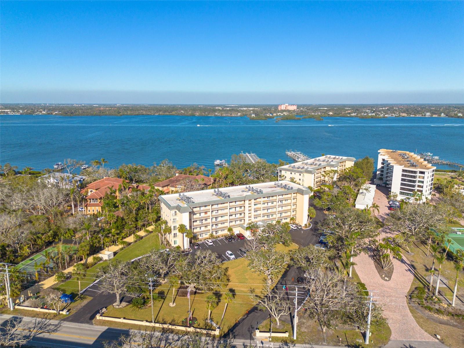8635 MIDNIGHT PASS RD #201C, SARASOTA, FL, 34242