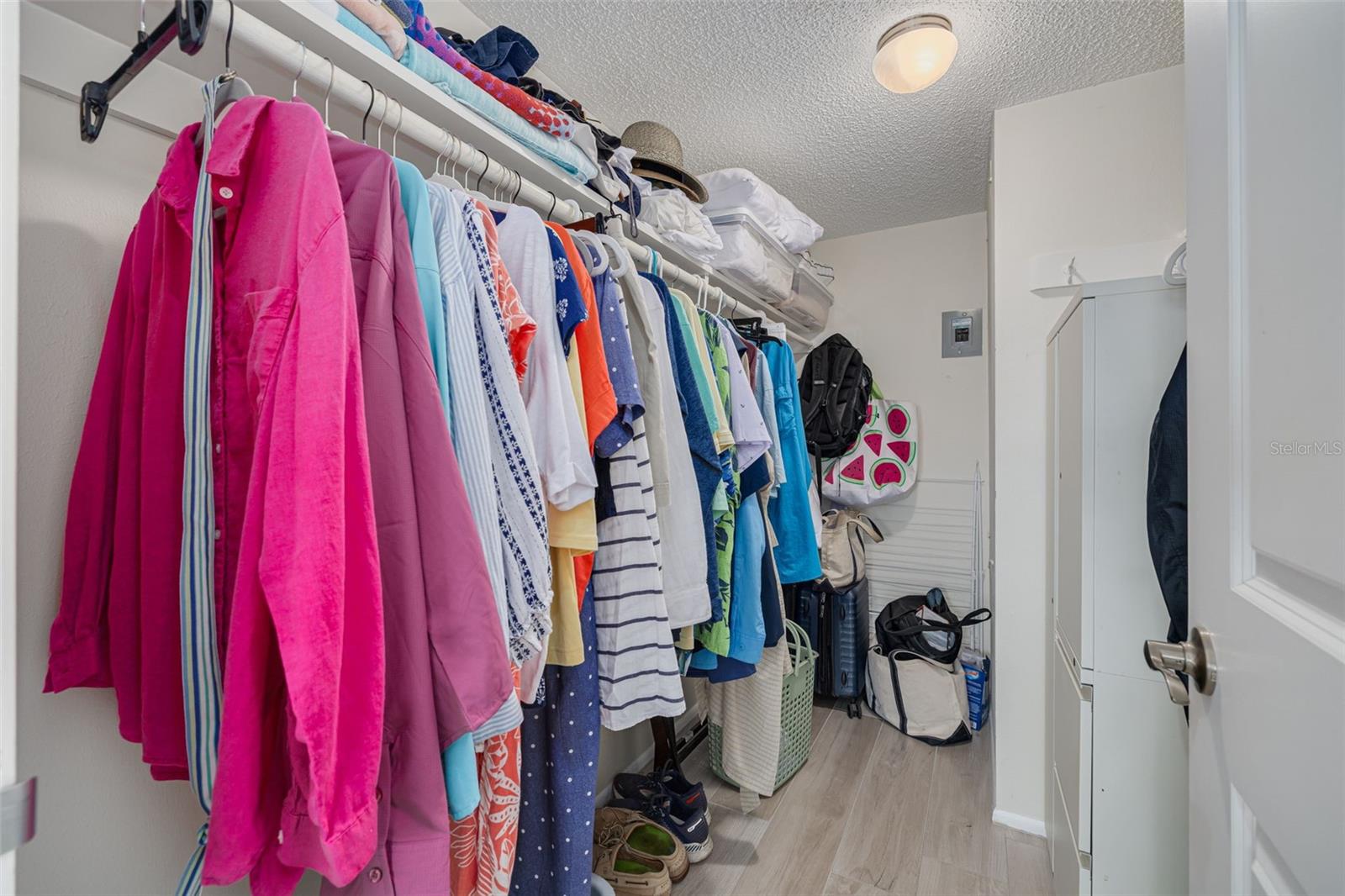 8635 MIDNIGHT PASS RD #201C, SARASOTA, FL, 34242