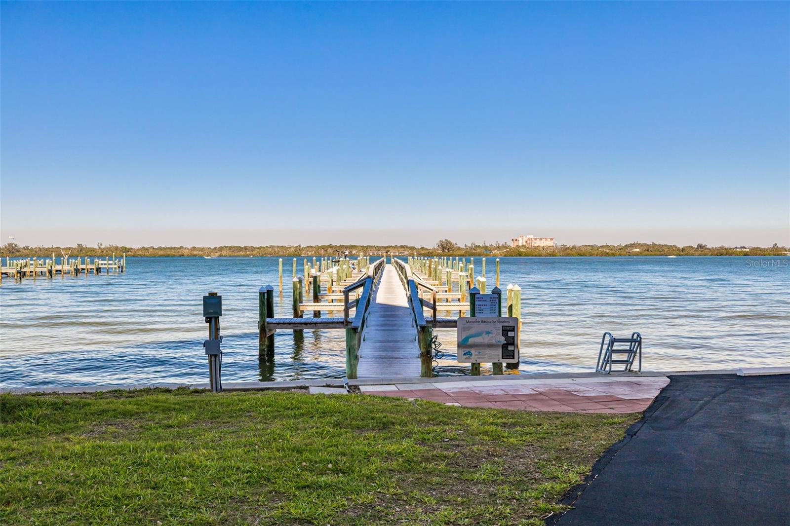 8635 MIDNIGHT PASS RD #201C, SARASOTA, FL, 34242