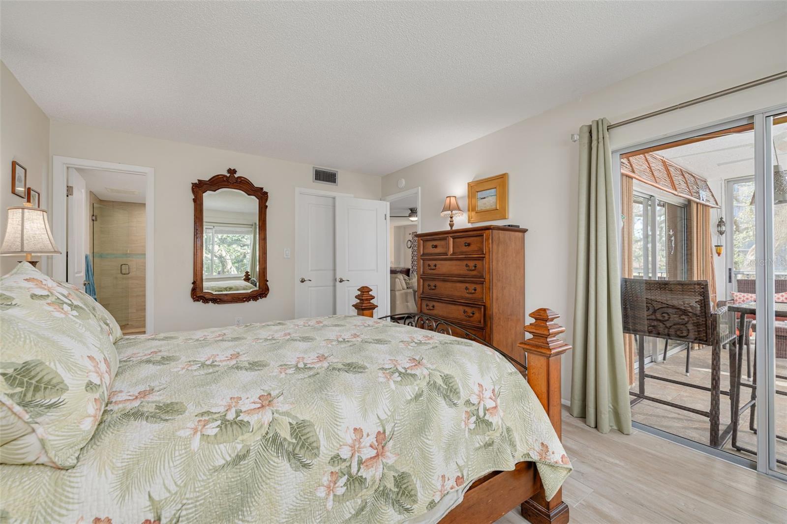8635 MIDNIGHT PASS RD #201C, SARASOTA, FL, 34242