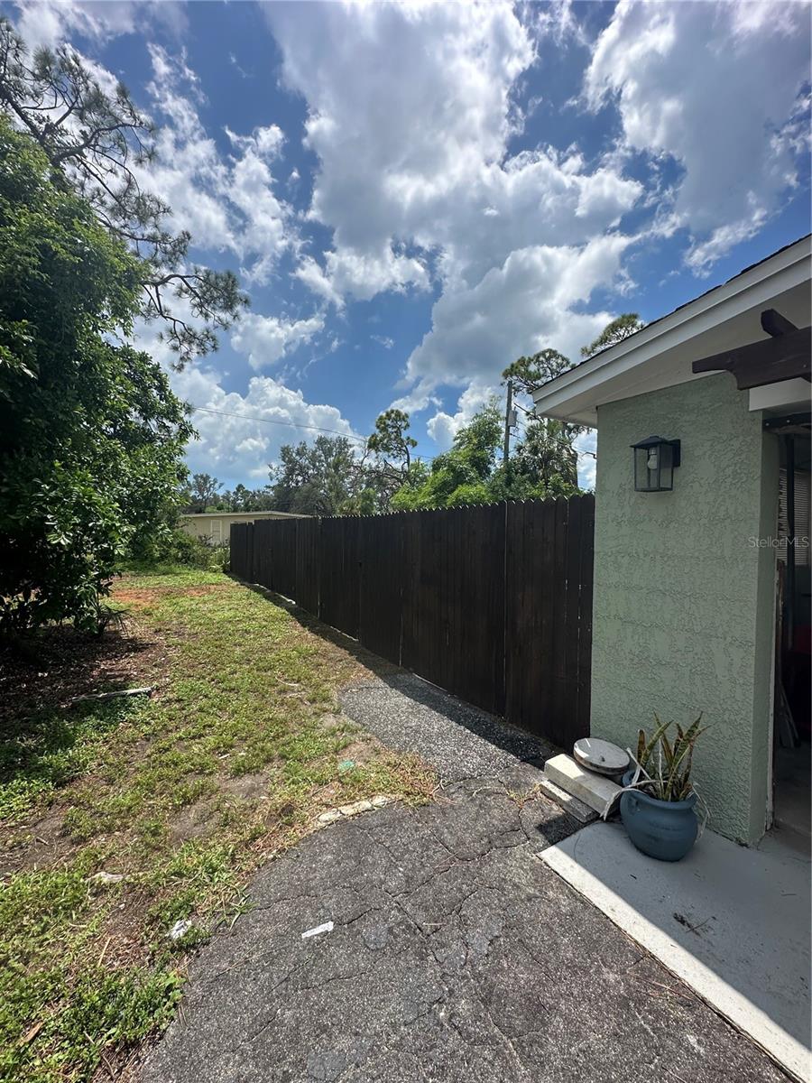 50 EUCLID AVE, ENGLEWOOD, FL, 34223