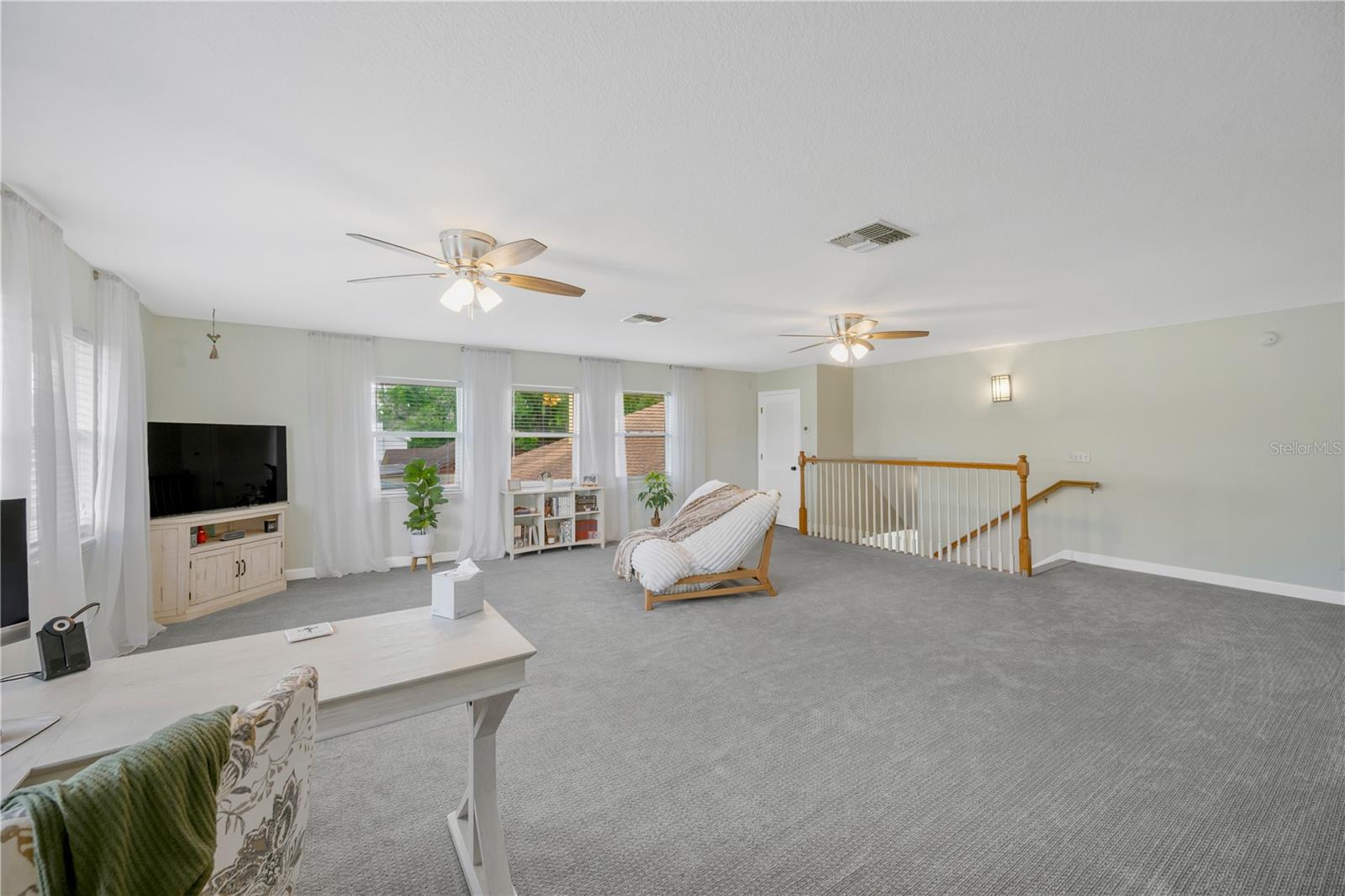 Upstairs loft/bonus room