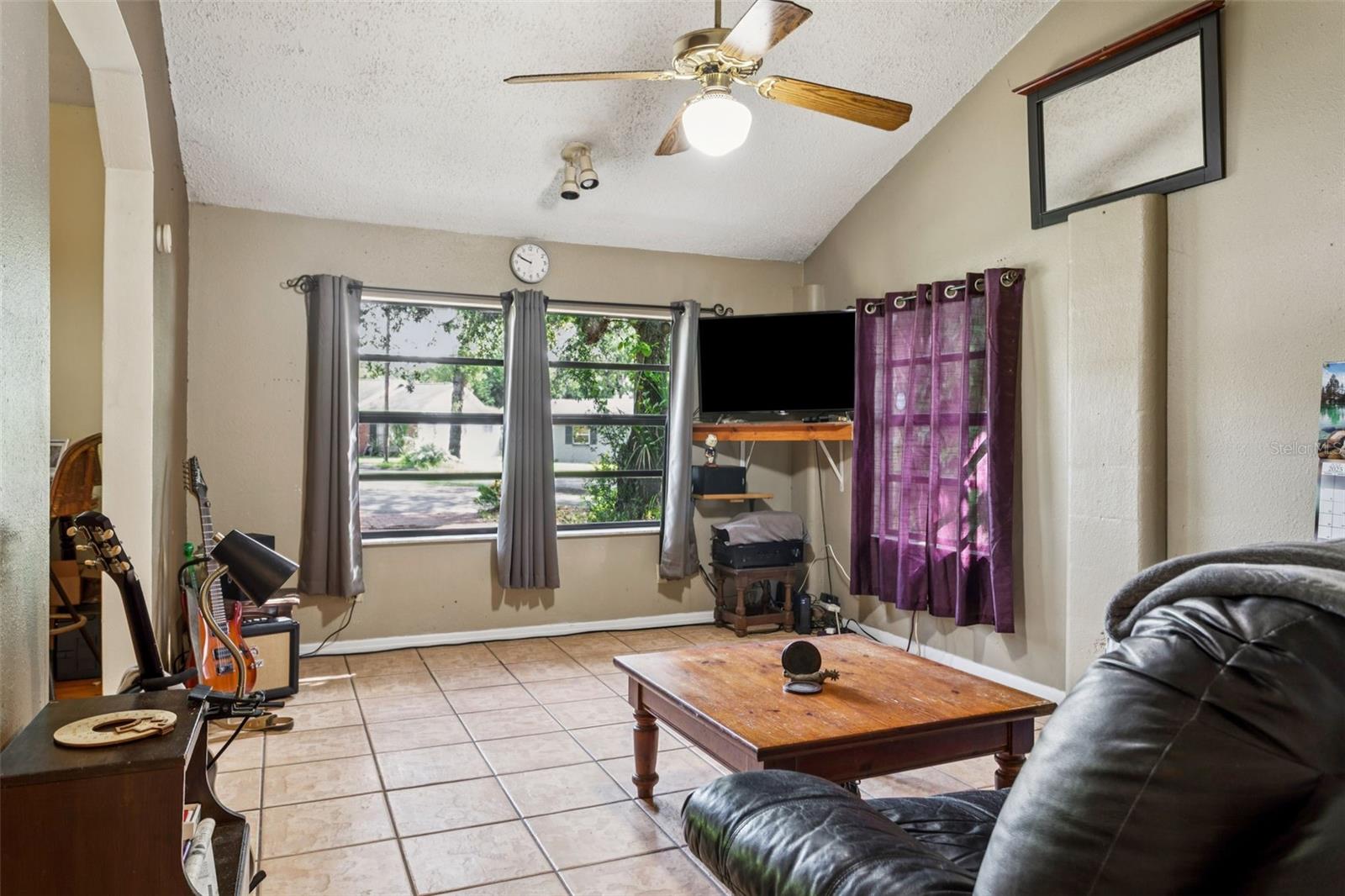8006 N TEMPLE PL, TAMPA, FL, 33617