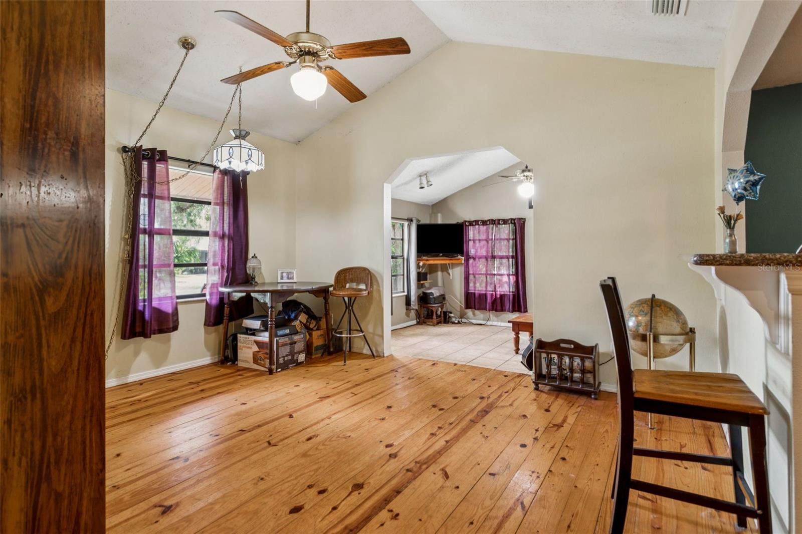 8006 N TEMPLE PL, TAMPA, FL, 33617