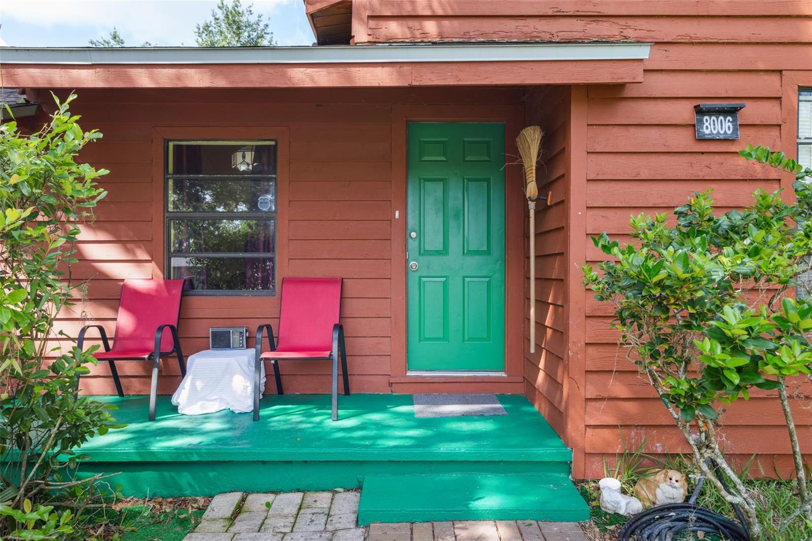 8006 N TEMPLE PL, TAMPA, FL, 33617