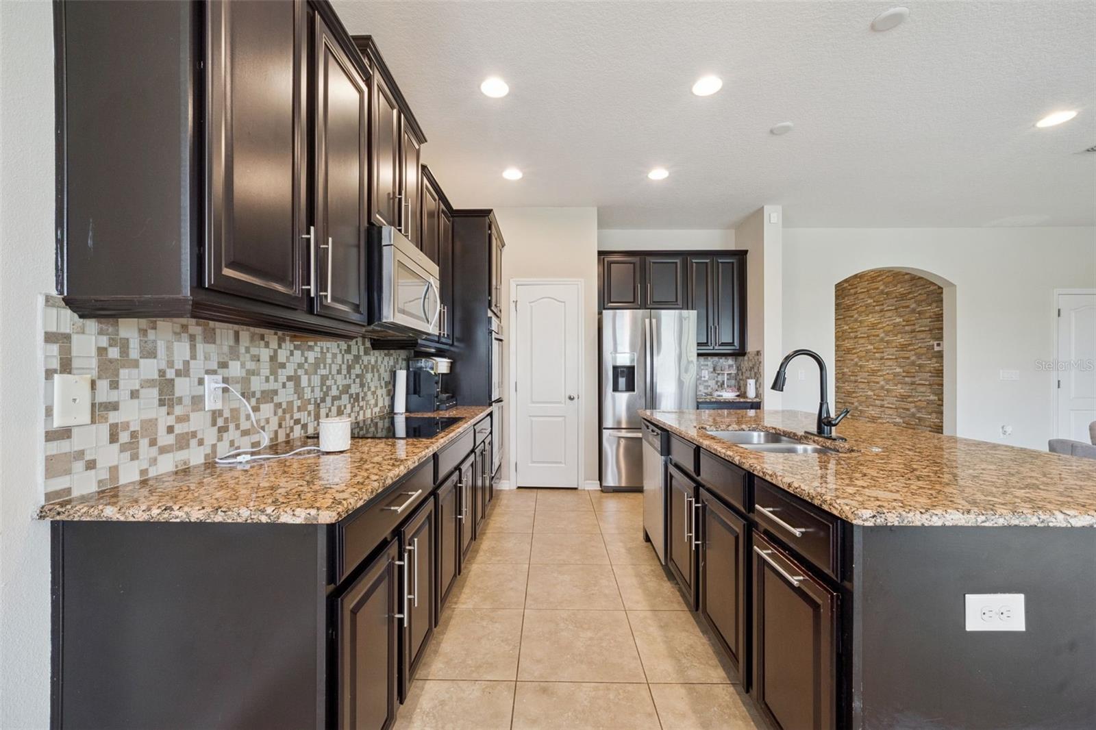 1005 FOUNTAIN COIN LOOP, ORLANDO, FL, 32828