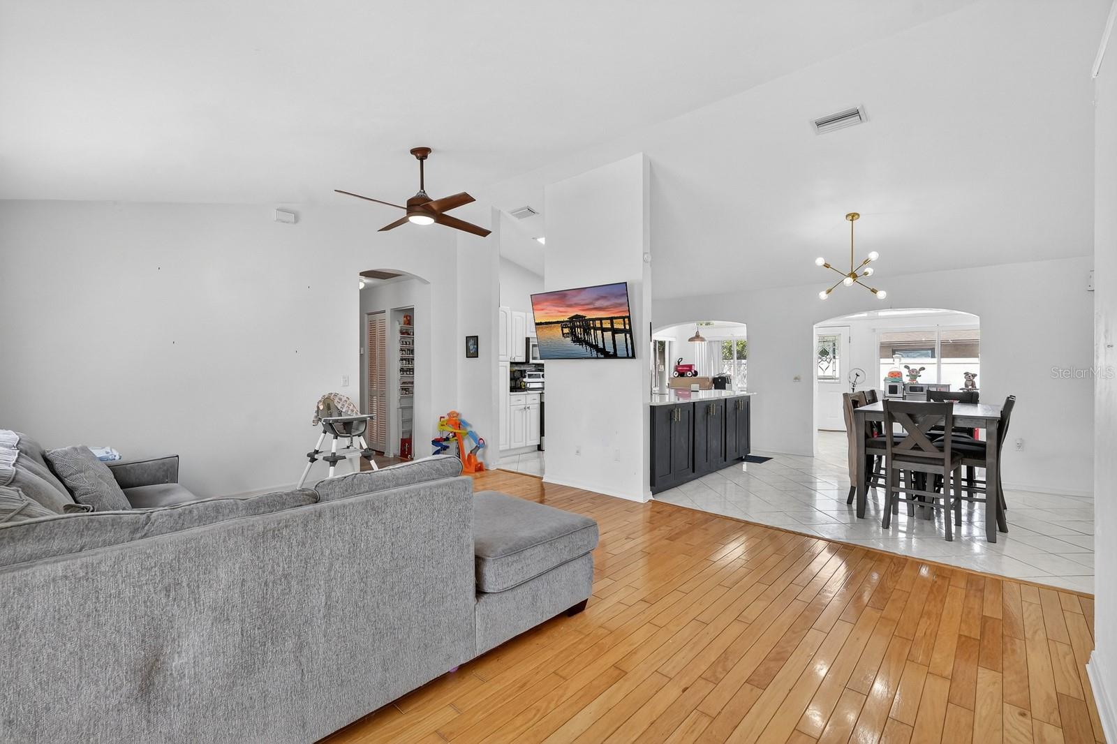 1 WELLWATER DR, PALM COAST, FL, 32164