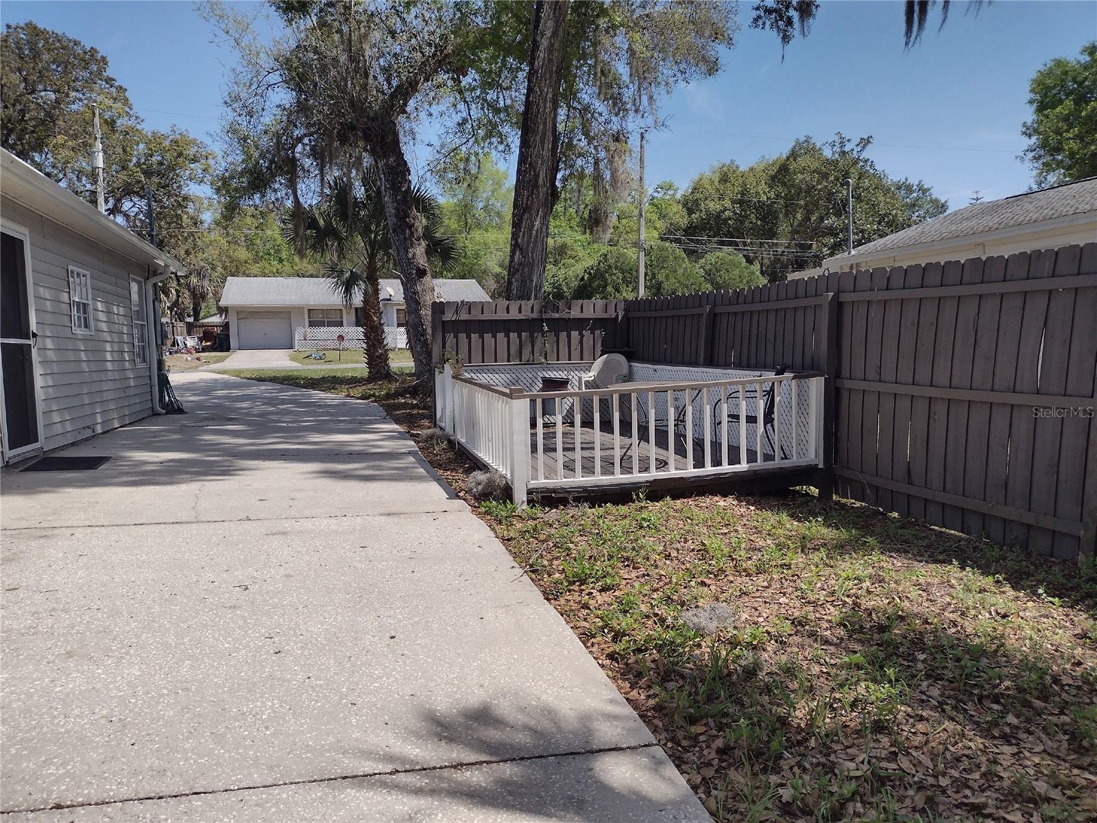 1523 GRANITE STATE CT, MOUNT DORA, FL, 32757
