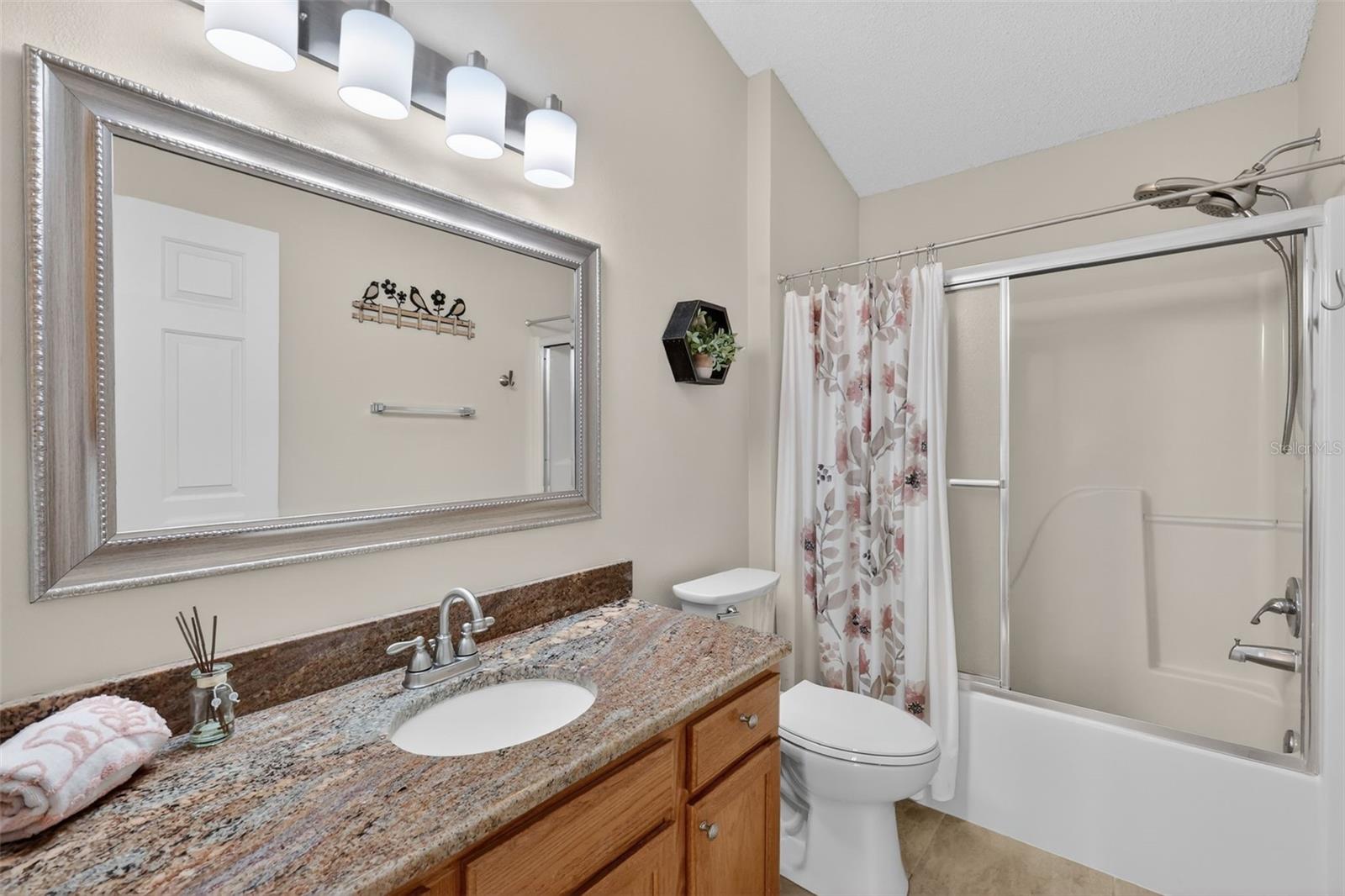 1410 ALMANZA DR, THE VILLAGES, FL, 32159