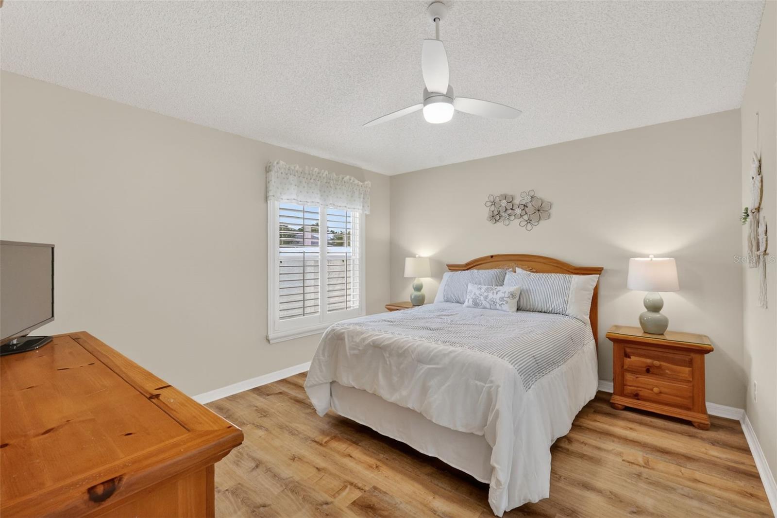 1410 ALMANZA DR, THE VILLAGES, FL, 32159
