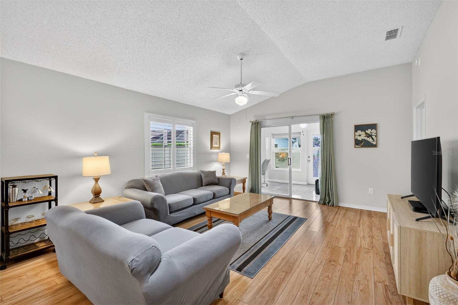 1410 ALMANZA DR, THE VILLAGES, FL, 32159