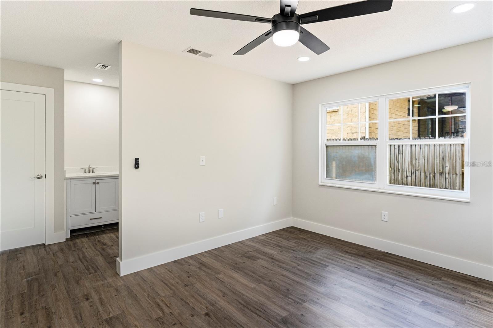 616 WATER RD, OCALA, FL, 34472
