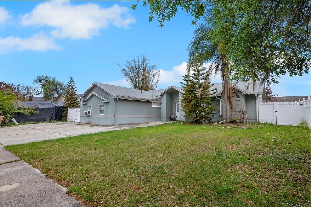 233 RED MAPLE DR, KISSIMMEE, FL, 34743