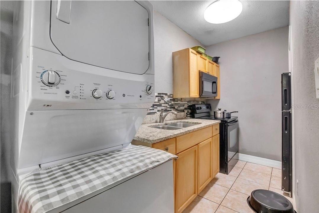 233 RED MAPLE DR, KISSIMMEE, FL, 34743