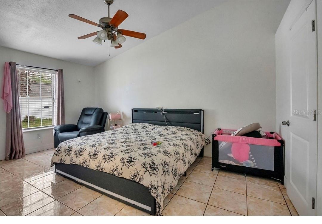 233 RED MAPLE DR, KISSIMMEE, FL, 34743