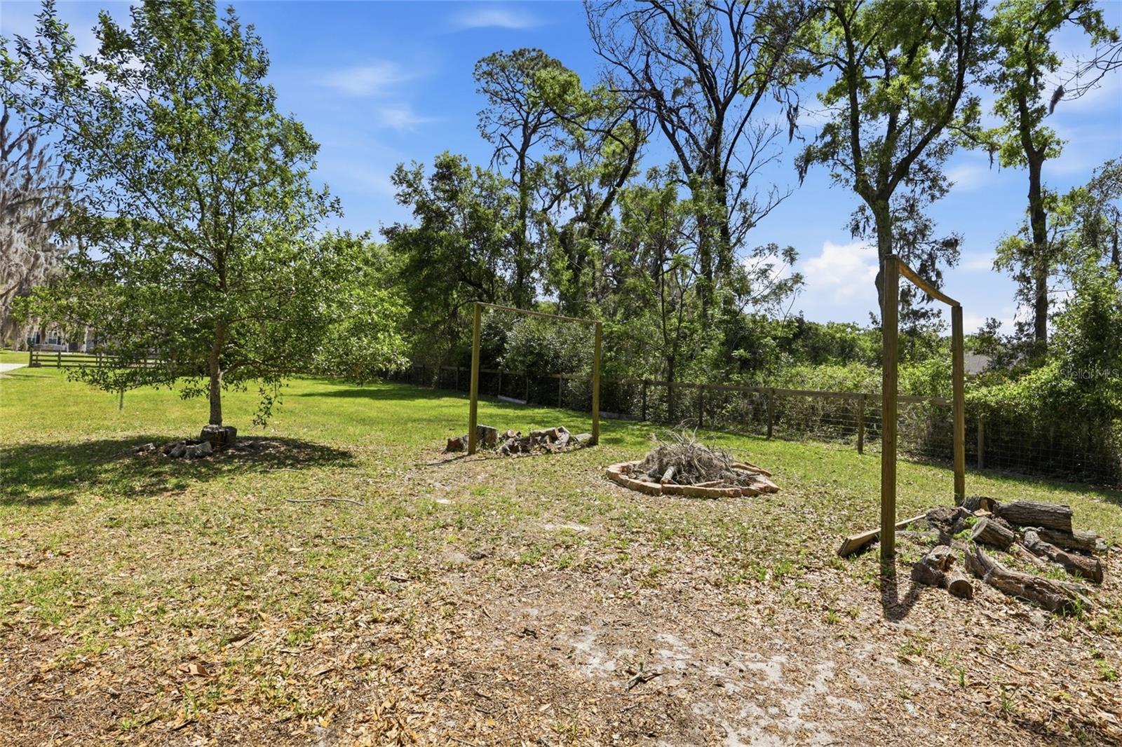 17256 NW 250TH WAY, HIGH SPRINGS, FL, 32643