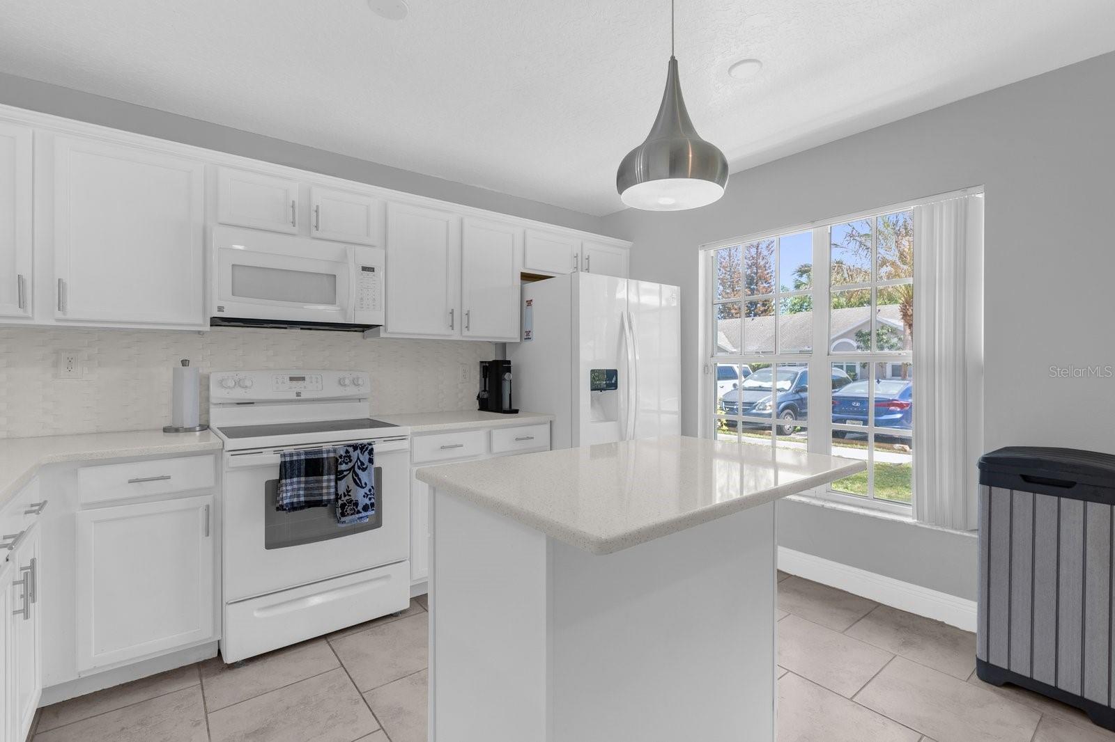 2178 CYPRESS BAY BLVD, KISSIMMEE, FL, 34743