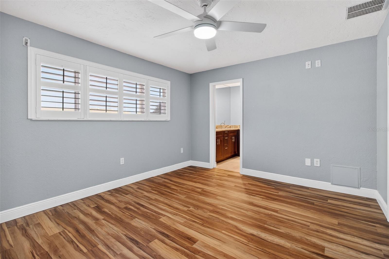 6660 CAPE HATTERAS WAY NE #1, ST PETERSBURG, FL, 33702