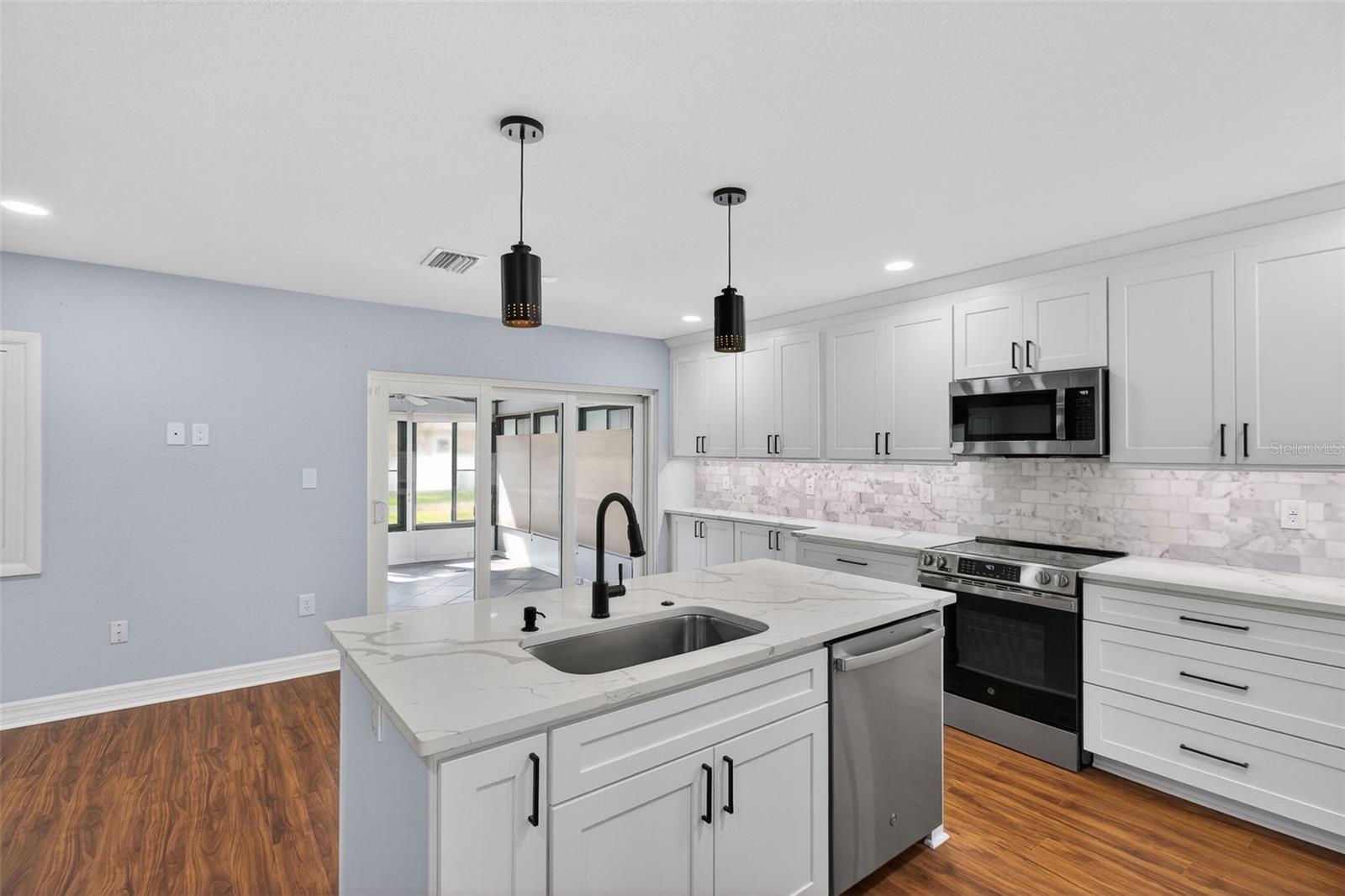 6660 CAPE HATTERAS WAY NE #1, ST PETERSBURG, FL, 33702