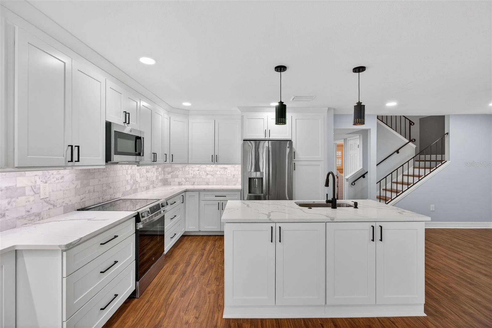 6660 CAPE HATTERAS WAY NE #1, ST PETERSBURG, FL, 33702