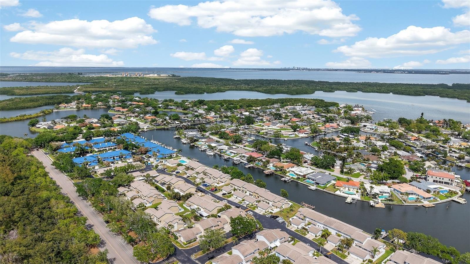 6660 CAPE HATTERAS WAY NE #1, ST PETERSBURG, FL, 33702