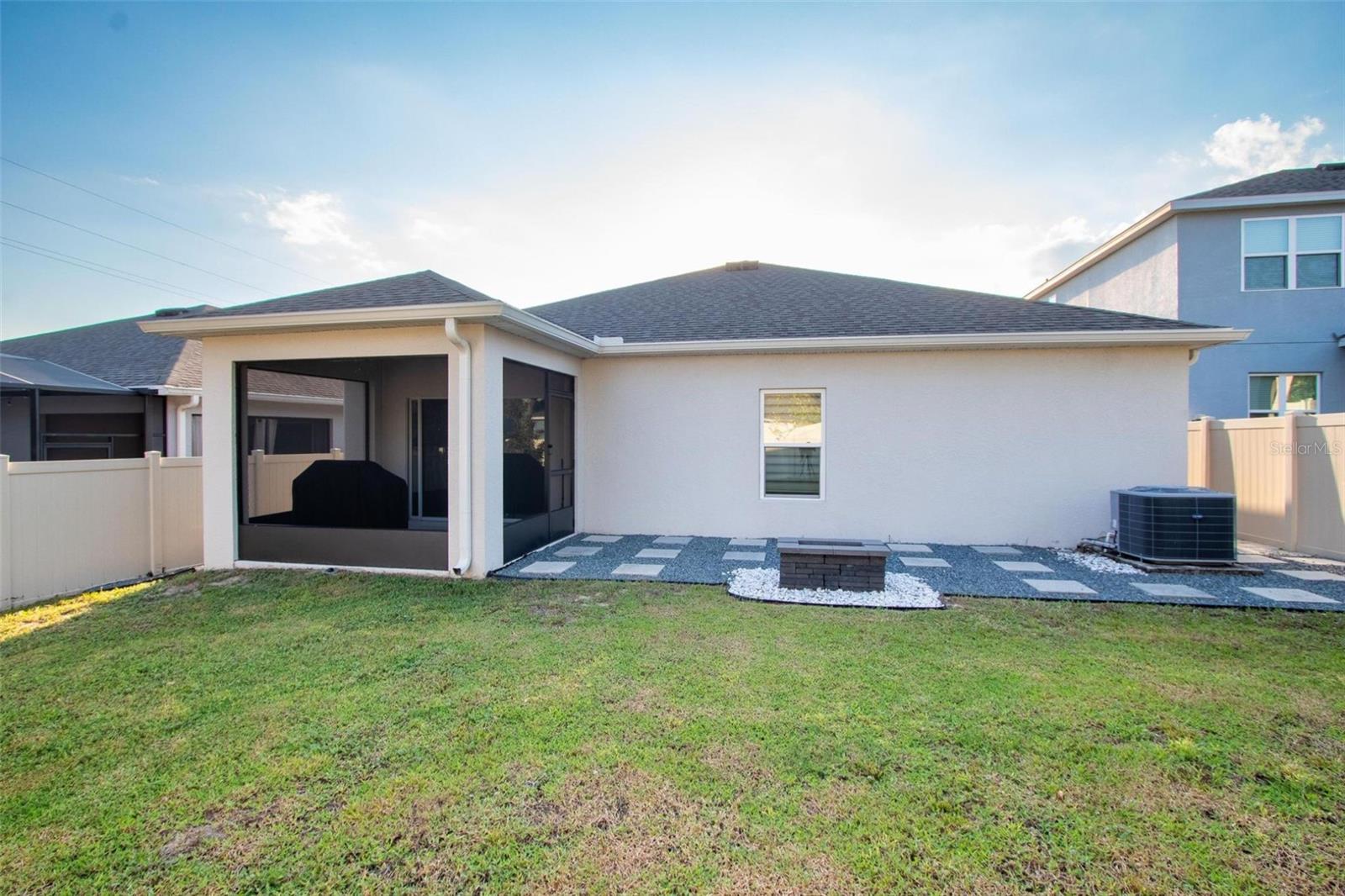 9394 OGLETHORPE DR, GROVELAND, FL, 34736