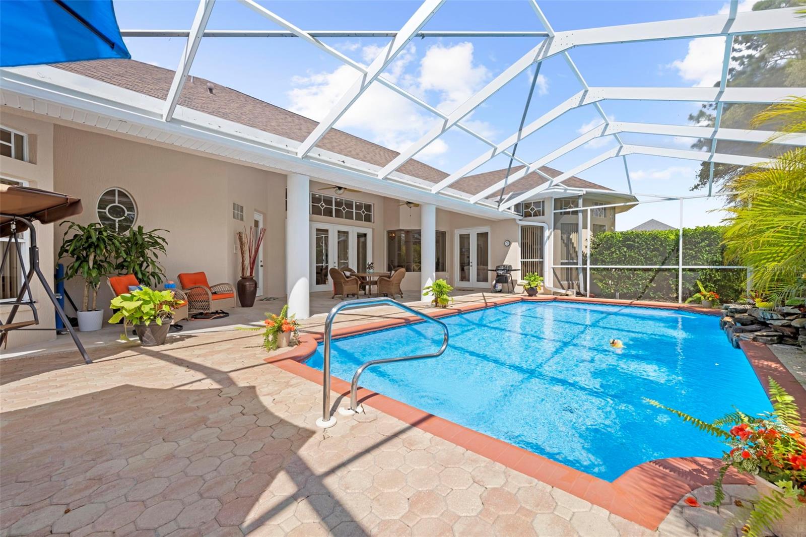 Resort-like Pool & Lanai; completely private!