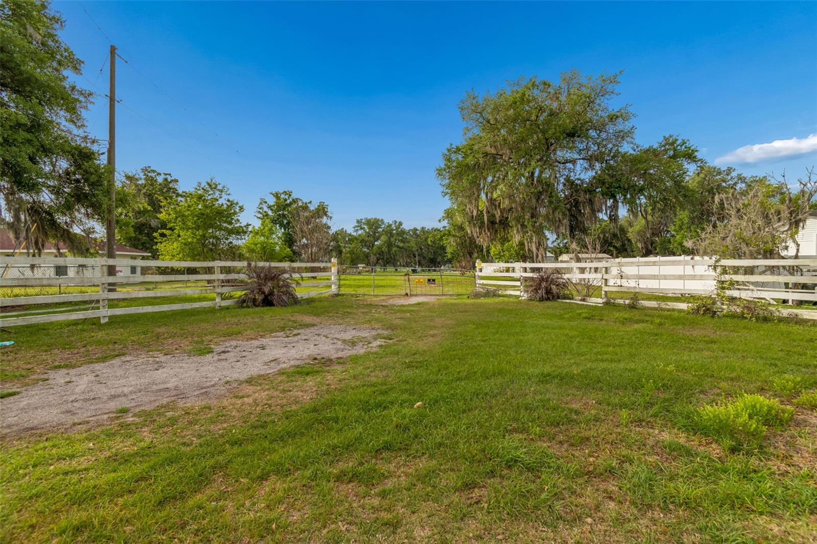 3005 W SAM ALLEN RD, PLANT CITY, FL, 33565