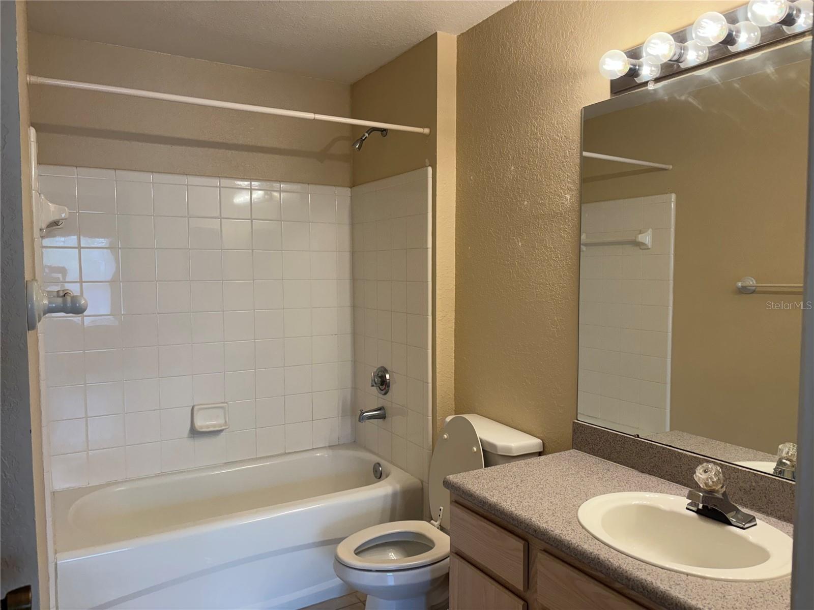 7411 VISTA WAY #203, BRADENTON, FL, 34202