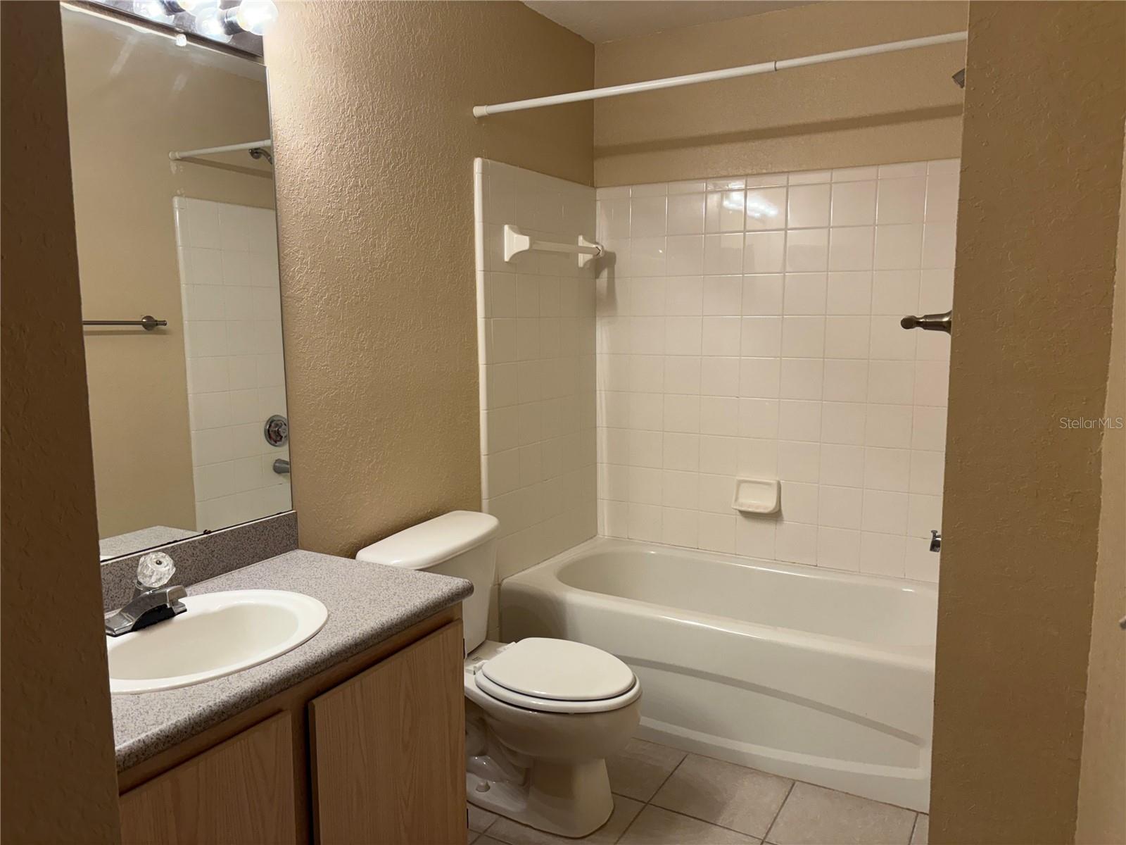 7411 VISTA WAY #203, BRADENTON, FL, 34202