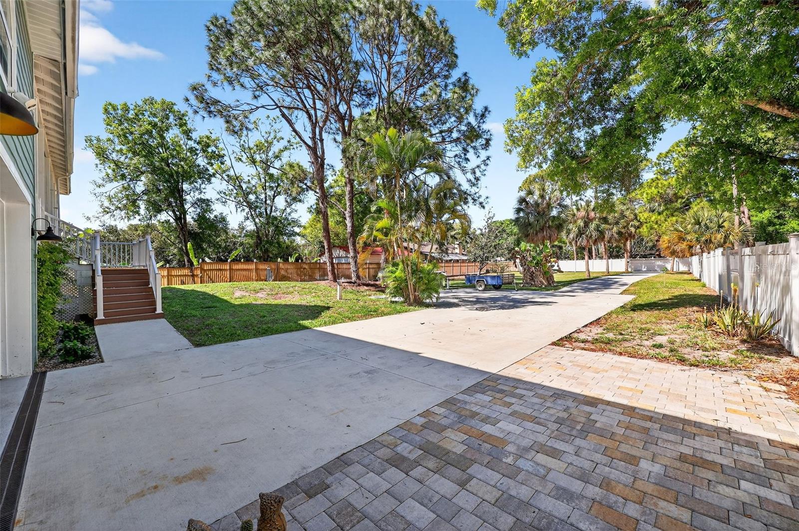 4433 SWEETWATER DR, TAMPA, FL, 33615