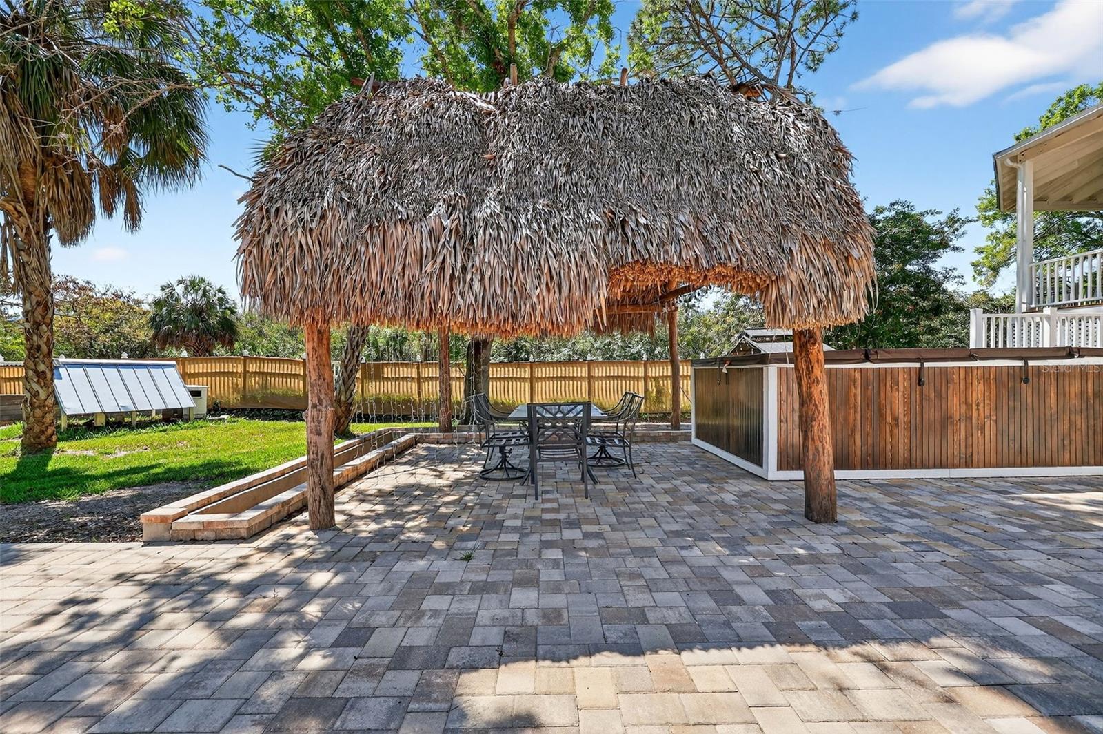 4433 SWEETWATER DR, TAMPA, FL, 33615