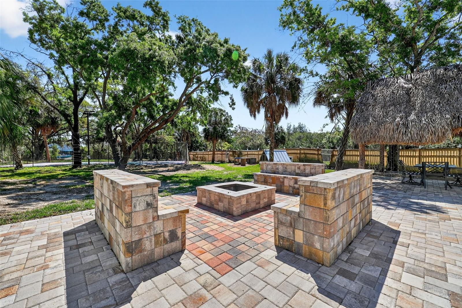 4433 SWEETWATER DR, TAMPA, FL, 33615