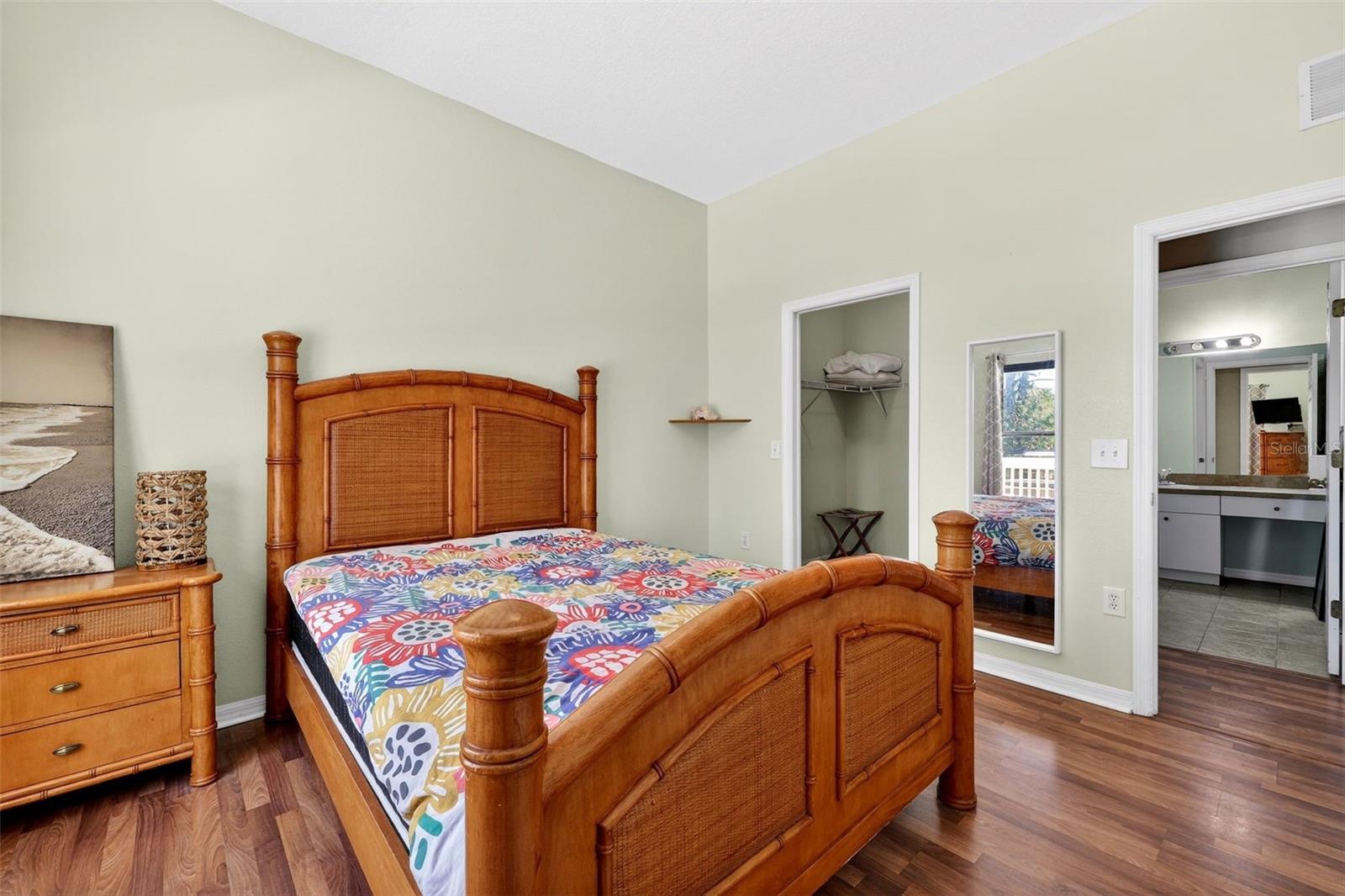 4433 SWEETWATER DR, TAMPA, FL, 33615