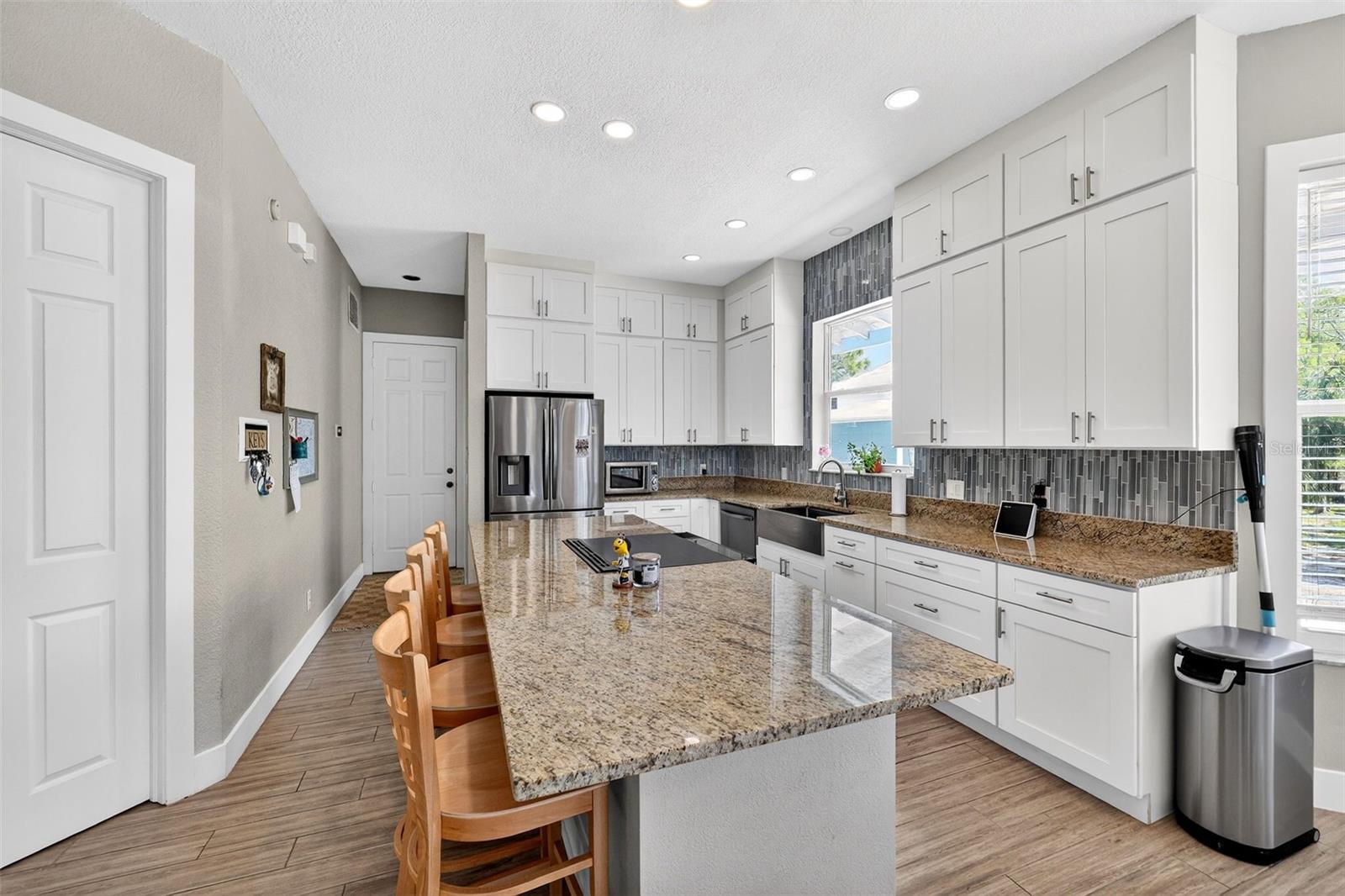 4433 SWEETWATER DR, TAMPA, FL, 33615