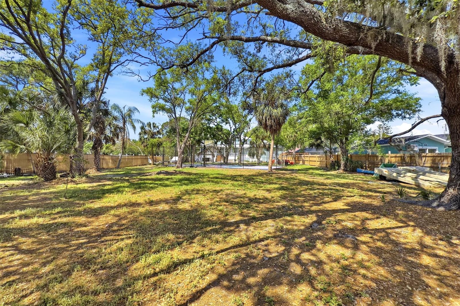 4433 SWEETWATER DR, TAMPA, FL, 33615