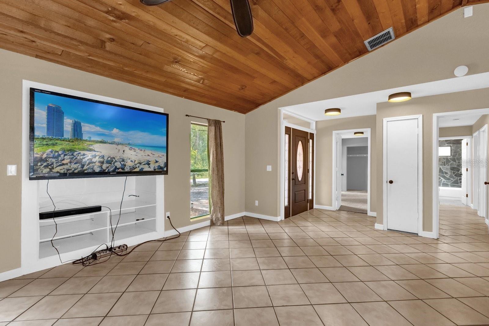 31632 SPRUCE DR, EUSTIS, FL, 32736