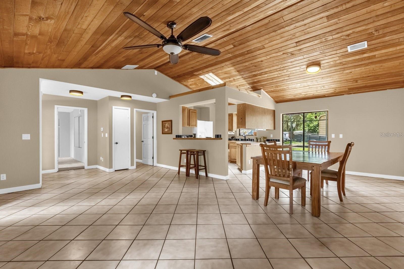 31632 SPRUCE DR, EUSTIS, FL, 32736