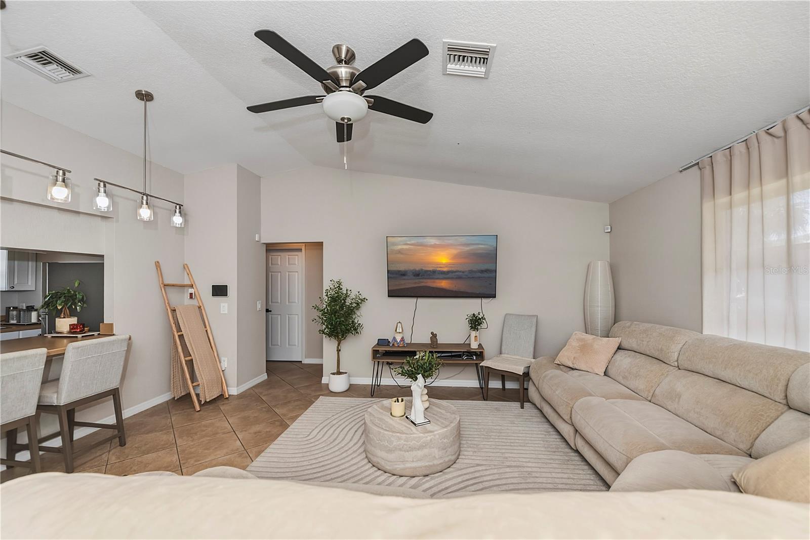 1609 HARMONY DR, PORT CHARLOTTE, FL, 33952
