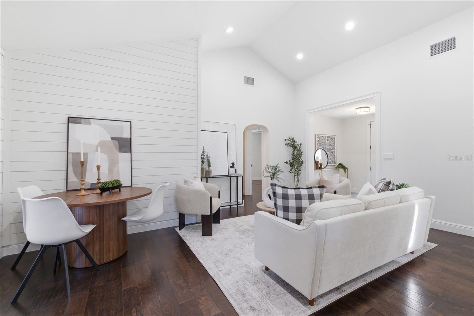 3136 10TH AVE N, ST PETERSBURG, FL, 33713