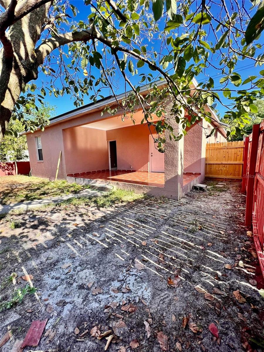 2324 W PALMETTO ST, TAMPA, FL, 33607