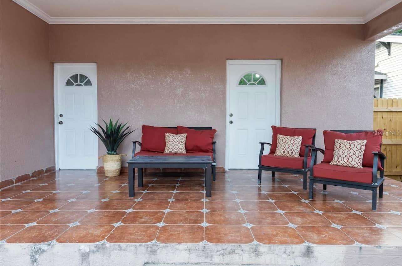 2324 W PALMETTO ST, TAMPA, FL, 33607