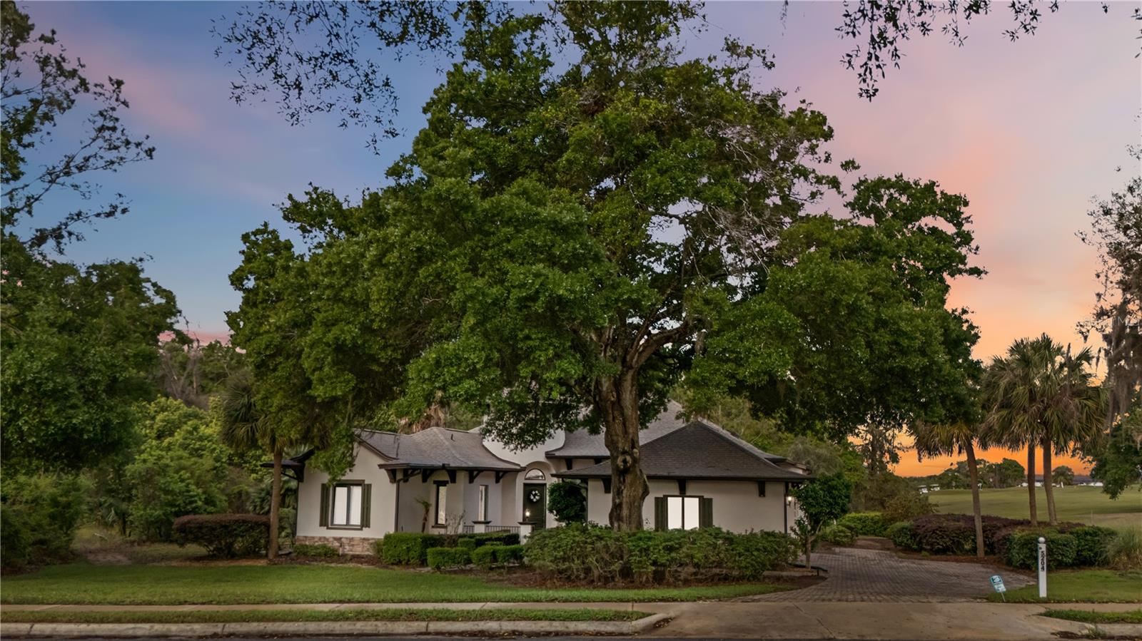 5204 GREENS DR, LADY LAKE, FL, 32159
