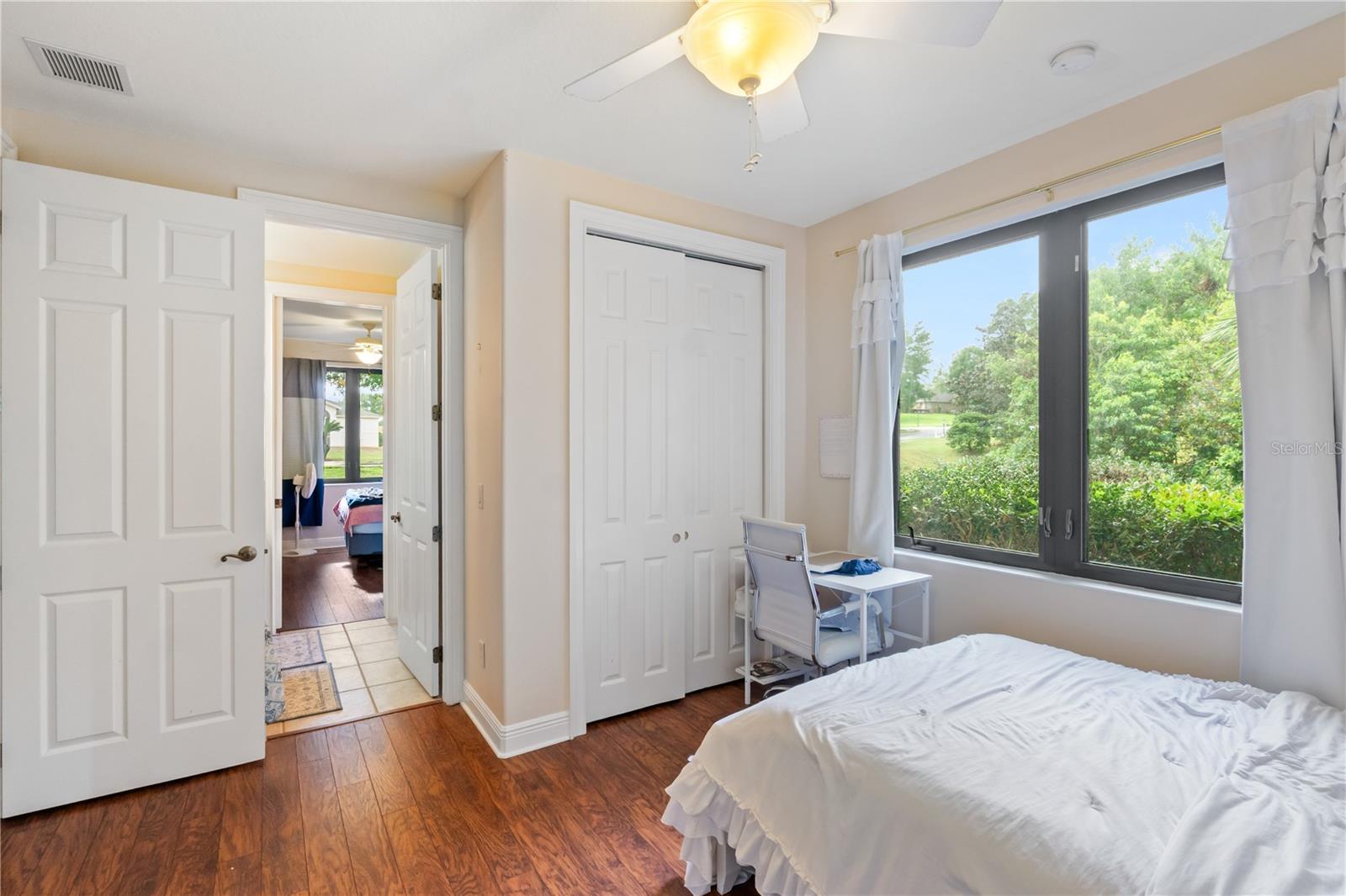 5204 GREENS DR, LADY LAKE, FL, 32159