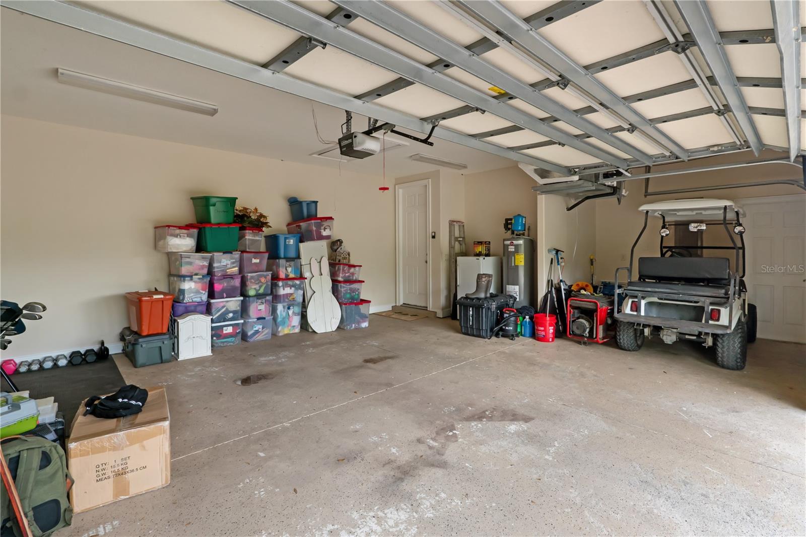 5204 GREENS DR, LADY LAKE, FL, 32159