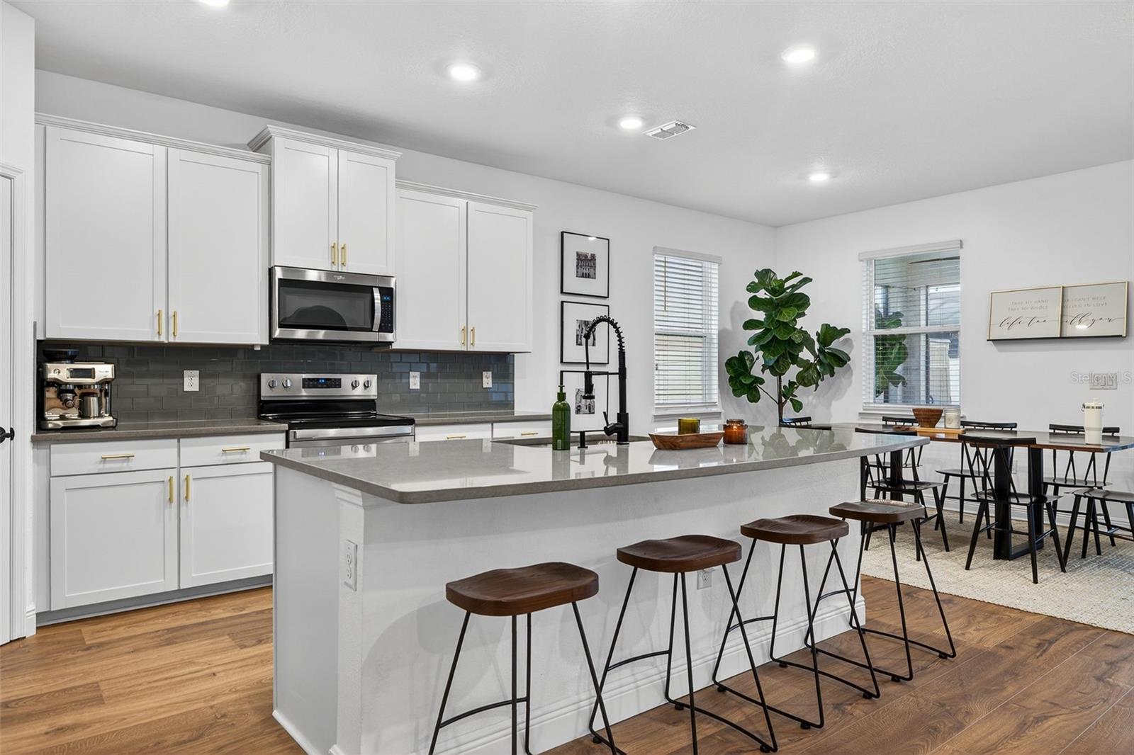 10913 HONOR RD, TAMPA, FL, 33625