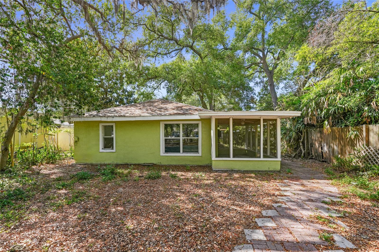 619 BEVERLY AVE, LARGO, FL, 33770