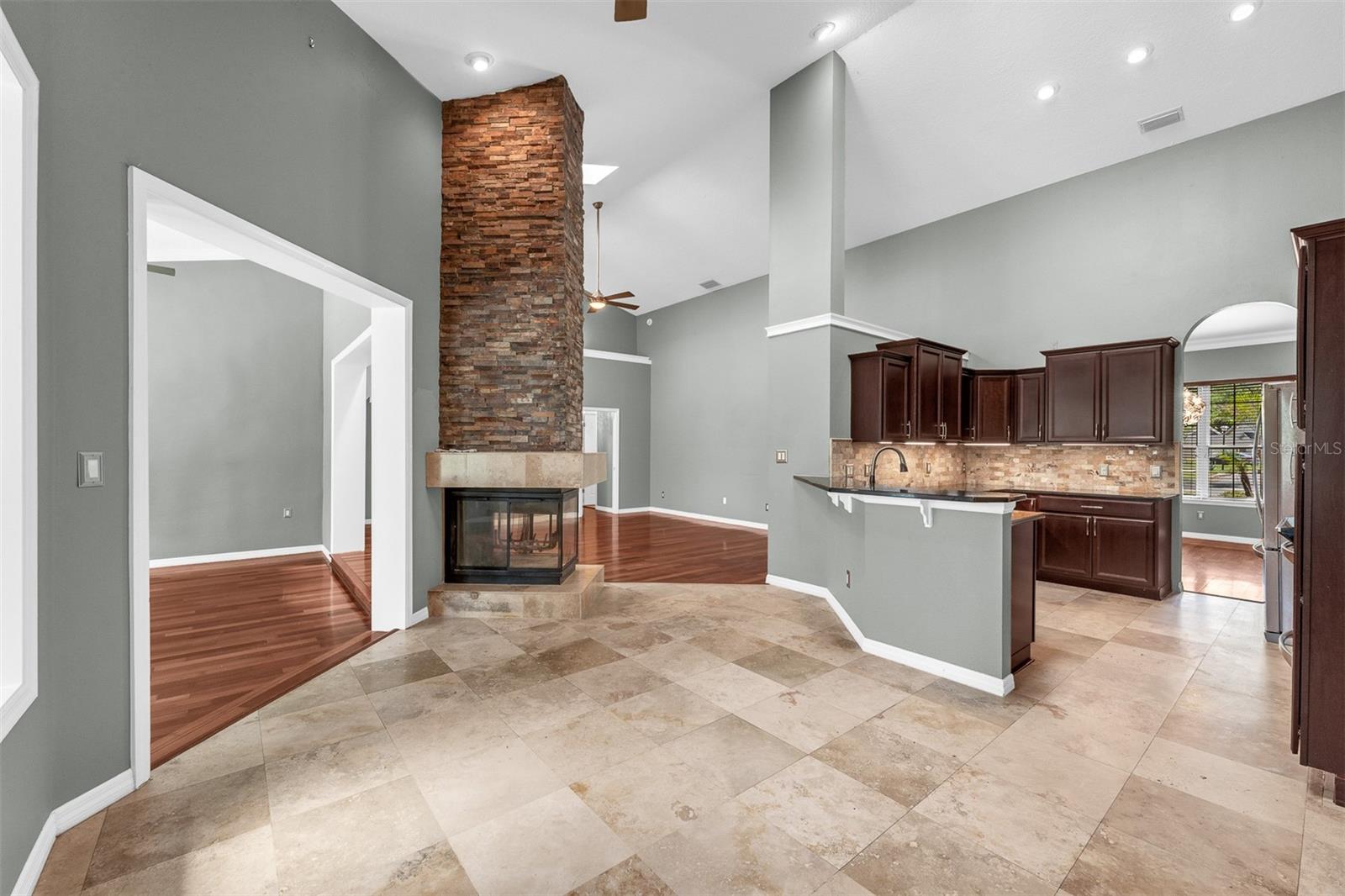 2305 PARK VILLAGE PL, APOPKA, FL, 32712